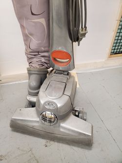Kirby upright vacuum