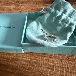 Tiffany Ring With Sapphires 