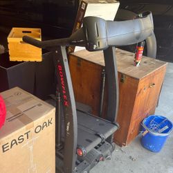 BOWFLEX Gym Treadmill 