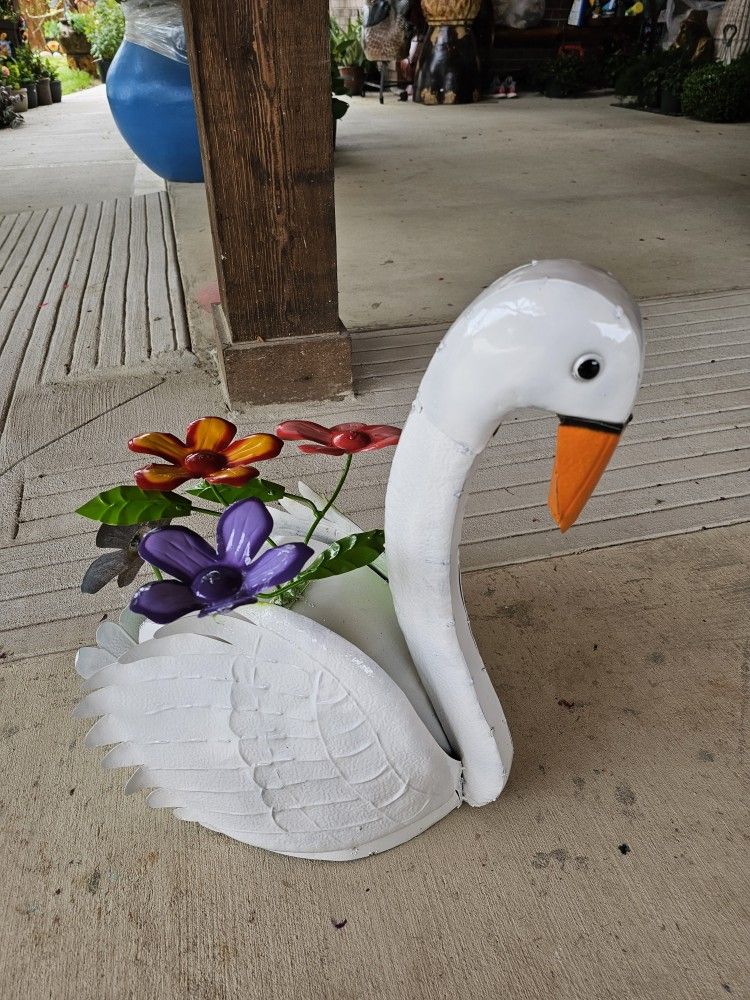 Metal White Swan . Planters Clay Pots Pottery Talavera (Yard Art) $65 each.
