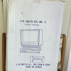 Vintage TV VCR Turntable Stand J.H. Smith Co. Item 14381 – Retro 80s – Made in Taiwan