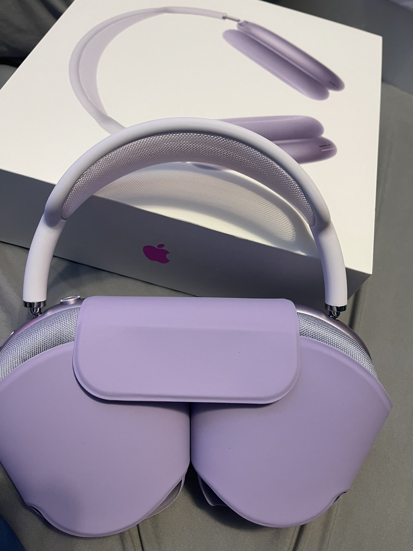 Air Pod Max Purple