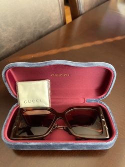 Gucci Frame Wing Sunglasses
