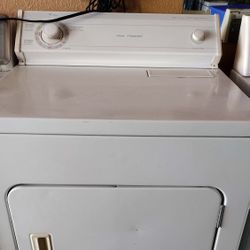 Gas Dryer By Whirlpool 