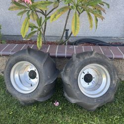 Pair of Honda Suzuki Rear Sand Shark Paddles on Douglas Aluminum wheels in amazing condition! 