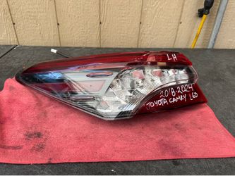 2018 2019 2020 2021 2022 2023 2024 TOYOTA CAMRY LEFT SIDE TAIL LIGHT LED OEM USED
