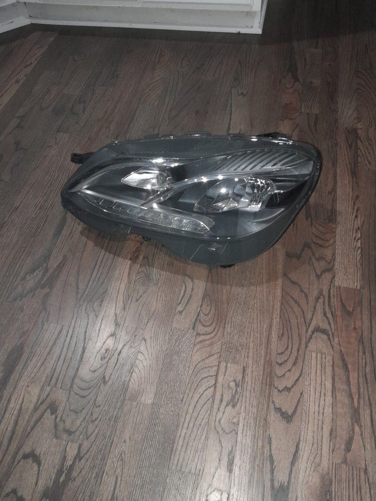2014-16 Mercedes Benz E350  Headlights 