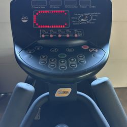 Octane Q35 Elyptical