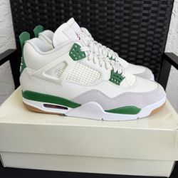 Jordan 4 Retro SB “Pine Green” Size 10 DS