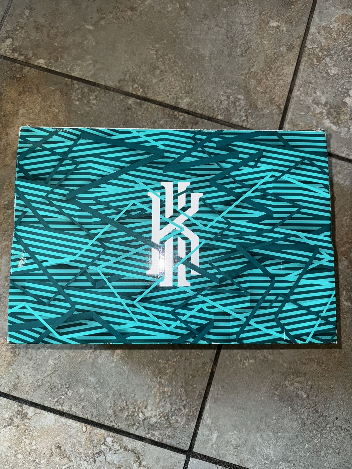 Black Kyrie 3 Size 10