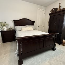 Queen Bedroom Set 