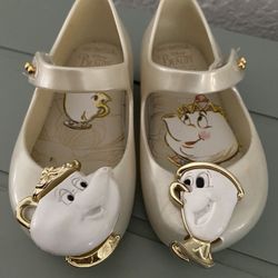 Mini Melissa size 6 Disney beauty and the beast