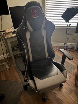 Free gaming chair