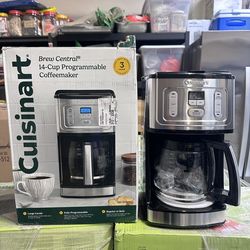 Cuisinart Brew Central 14-Cup Programmable Coffee Maker New In Box
