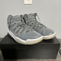 Jordan MAX AURA size 11 Mens