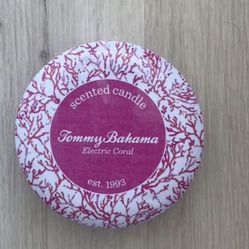 Tommy Bahama Electric Coral Scented Candle