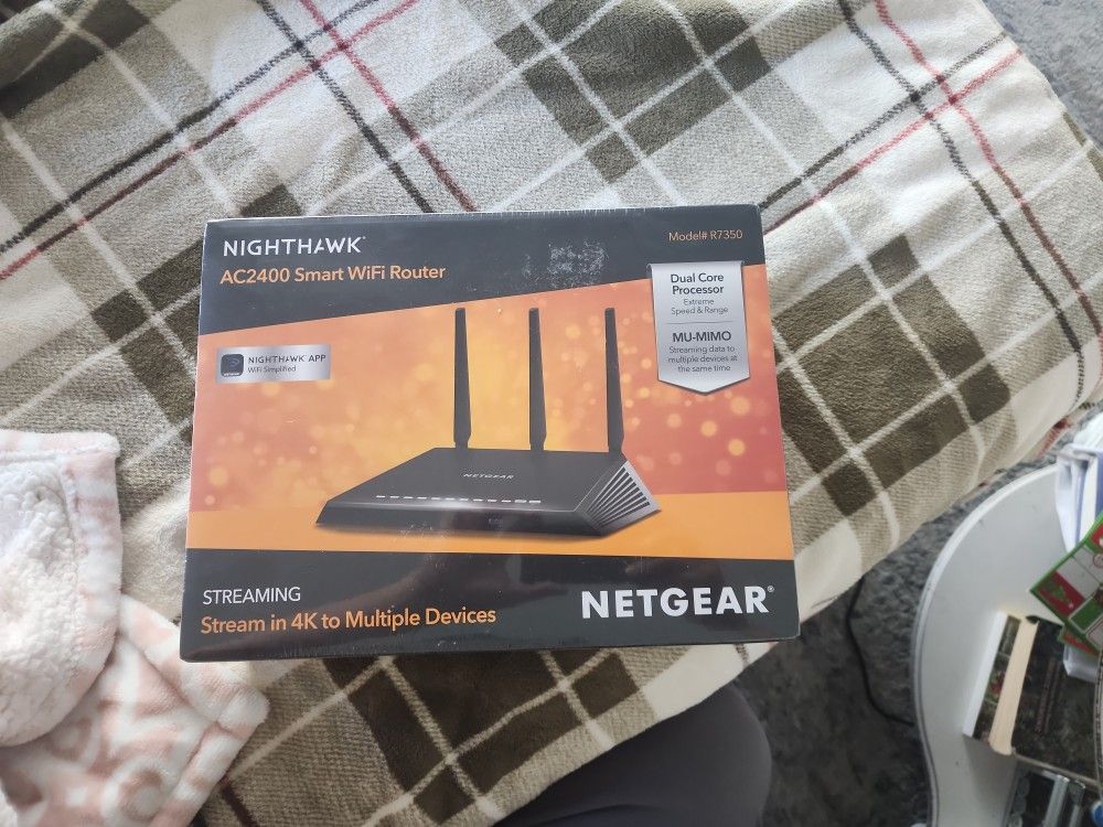Netgear Nighthawk Ac2400 WiFi Router