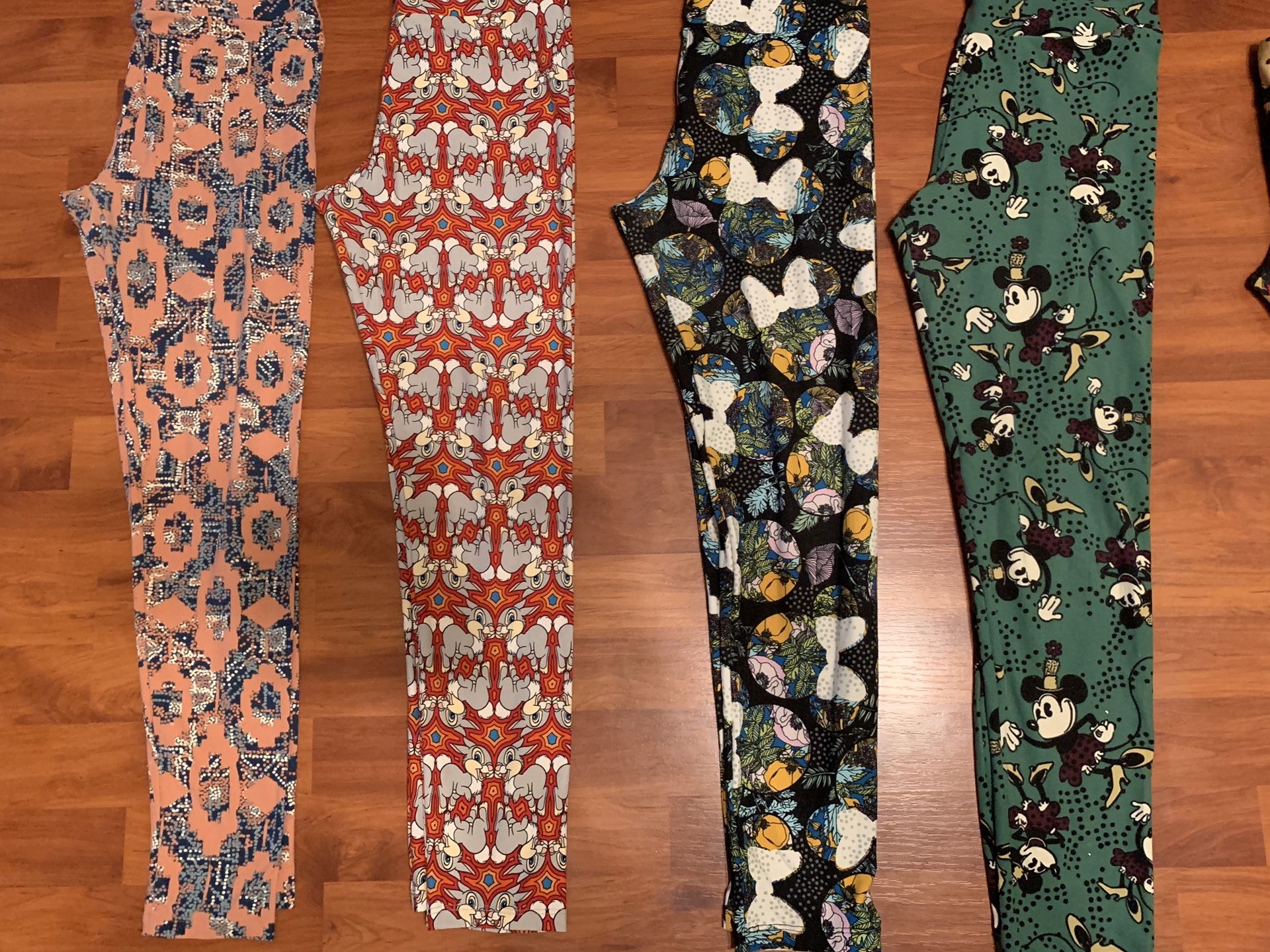 Lularoe one size OS leggings Disney Mickey thumper Minnie