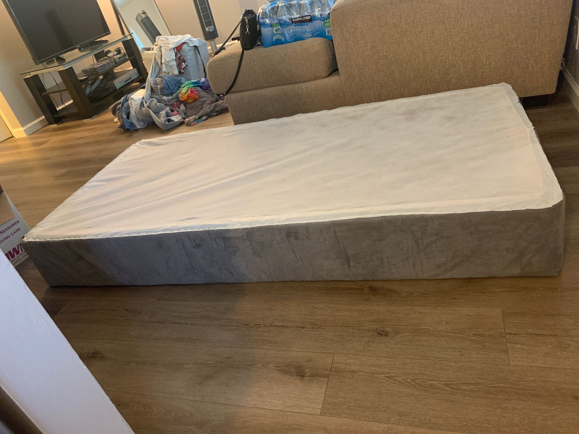 Twin Box Spring ONLY for Sale in Novato, CA OfferUp