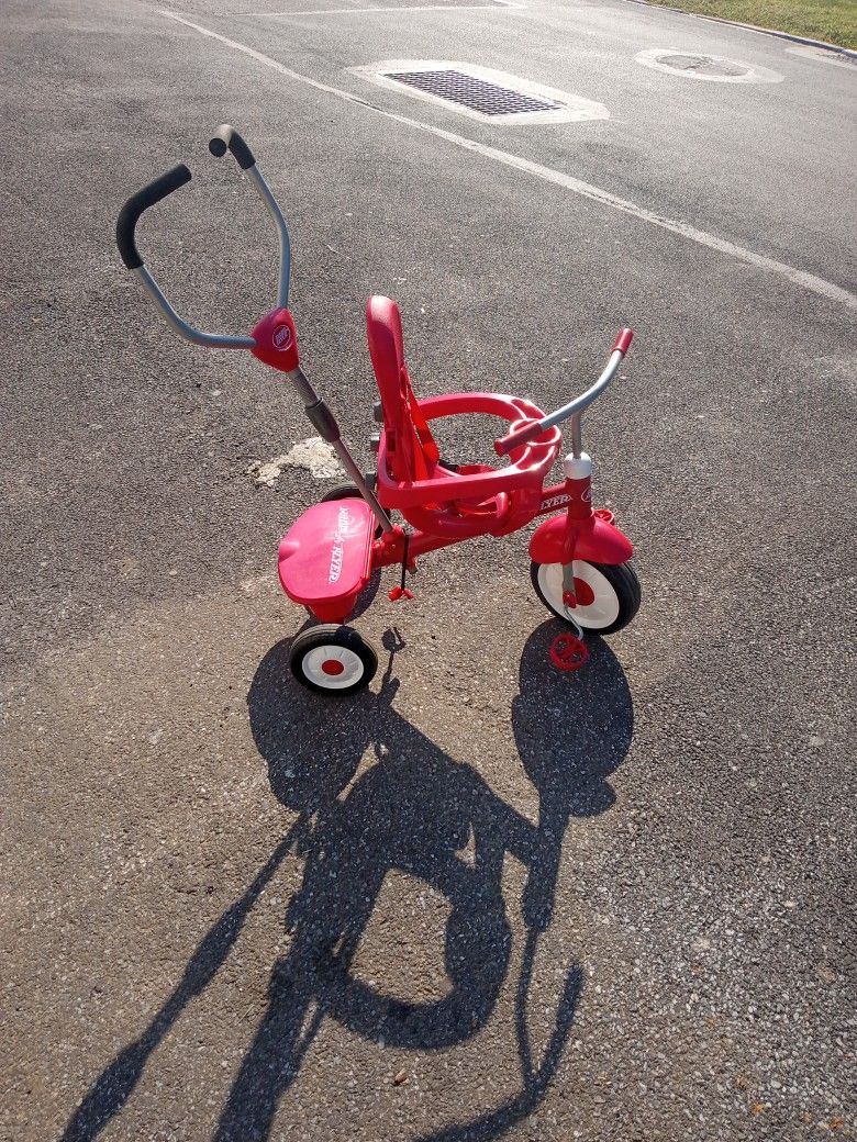 Radio Flyer 4 In 1 Tricycle 