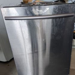Samsung 24" Black Stainless Dishwasher 