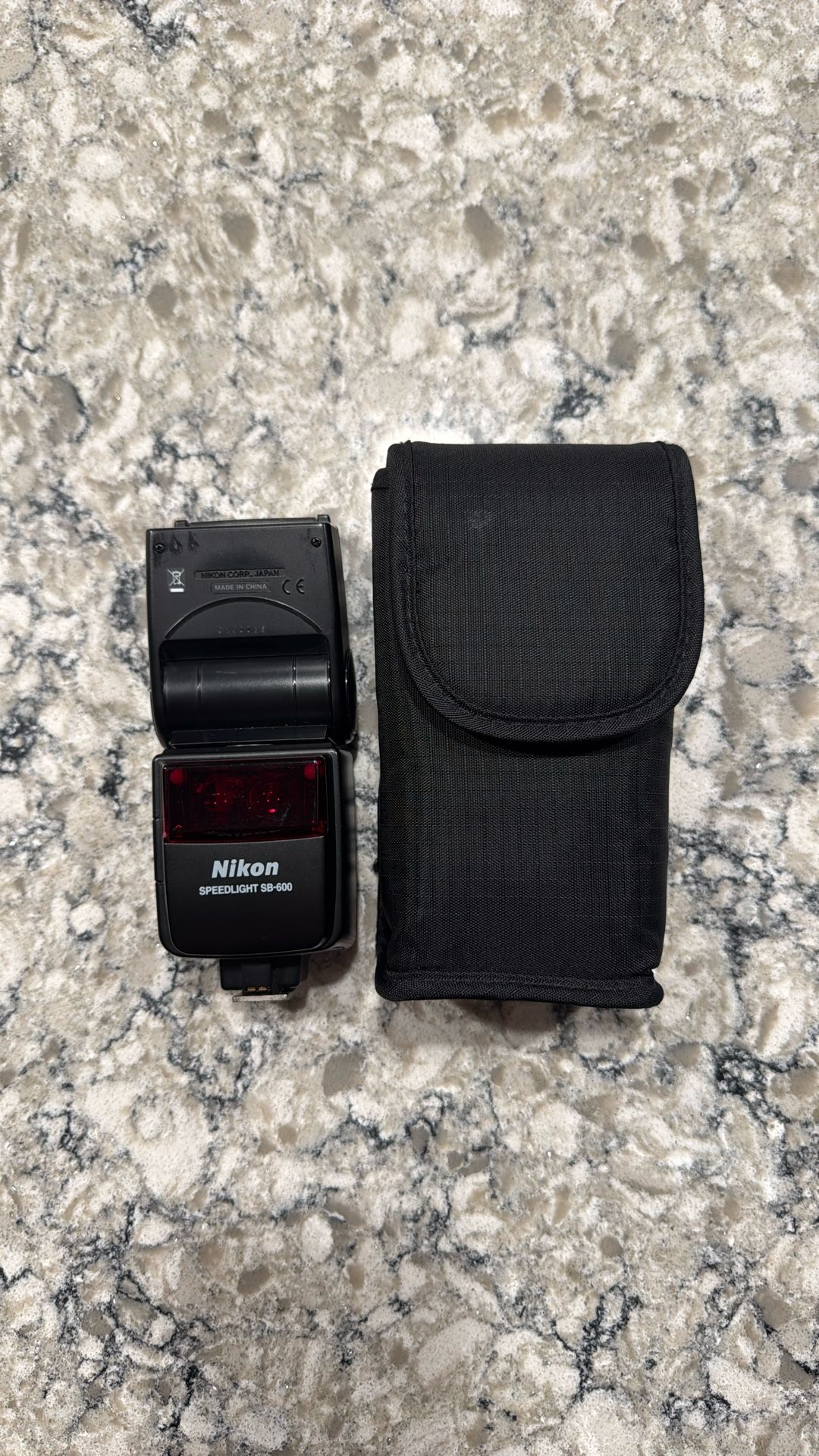 Nikon Speedlight SB-600