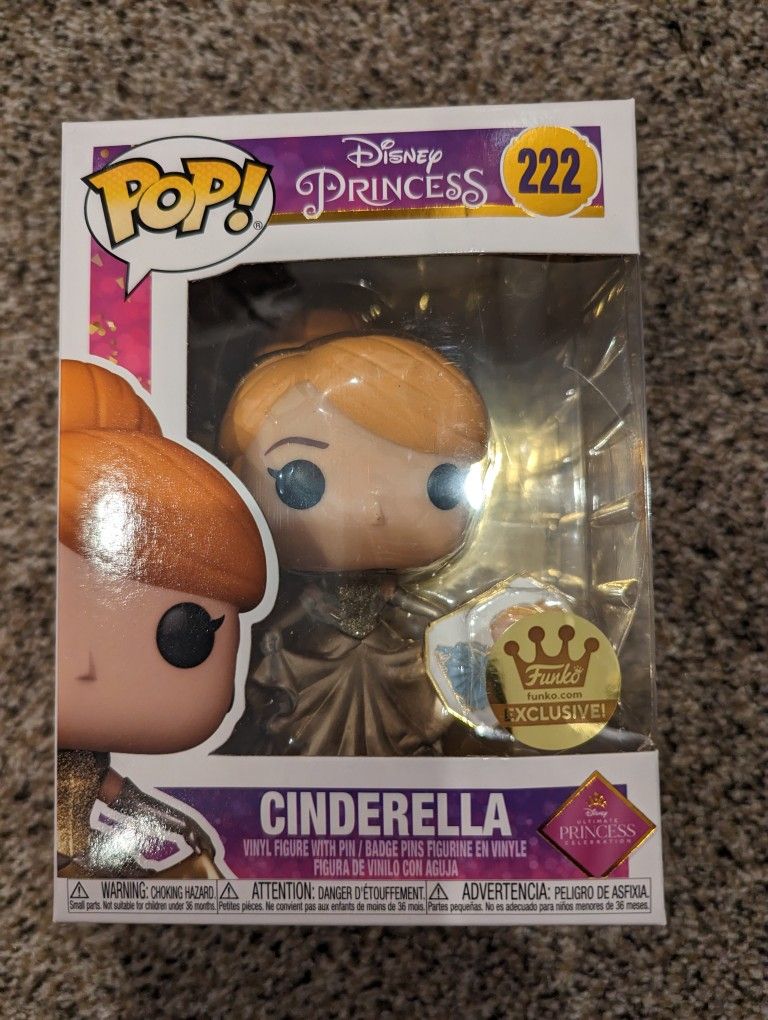 Cinderella (Gold Dress + Pin) Funko Exclusive