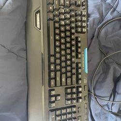 Logitech G910 Keyboard 