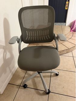 Computer chair