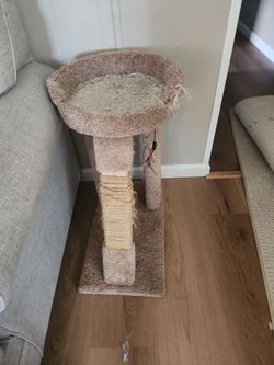 Cat tree