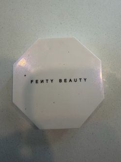 Fenty Beuty Duo Highlighter