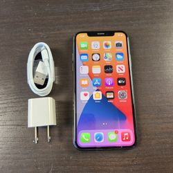 iPhone X 256gb - UNLOCKED - Like New  