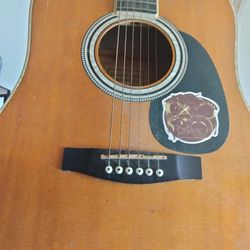 Guitar In Good Condition 