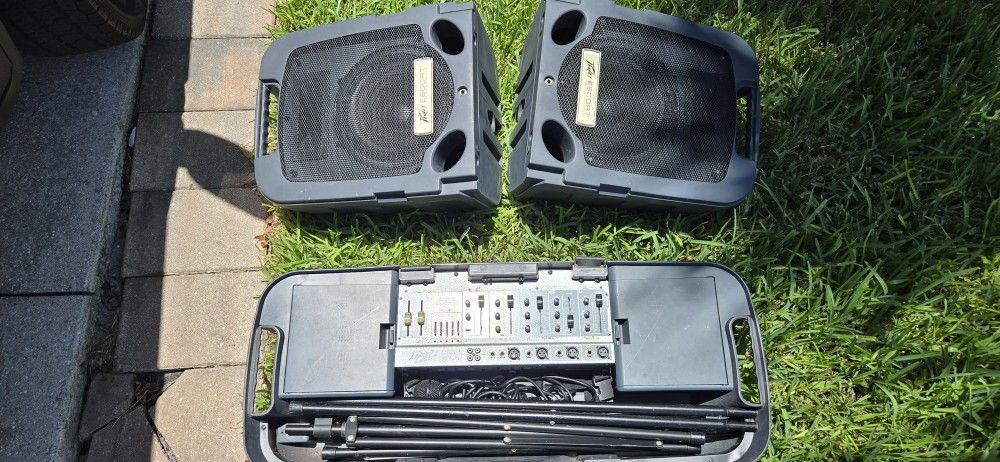 Peavey Escort 3000 Professional PA System