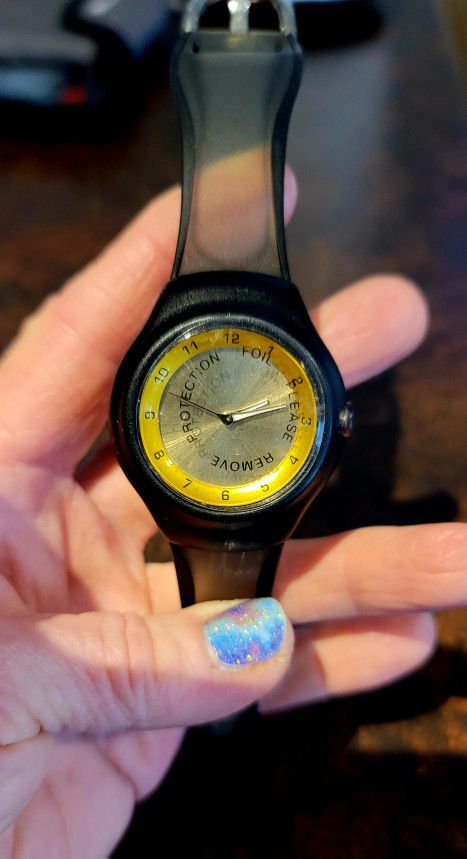 Black/Gold Sweda Watch 