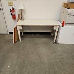 FREE - Farm Style Table 