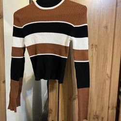 Forever21 Cropped Top. Size Small
