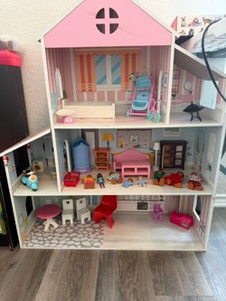Dollhouse