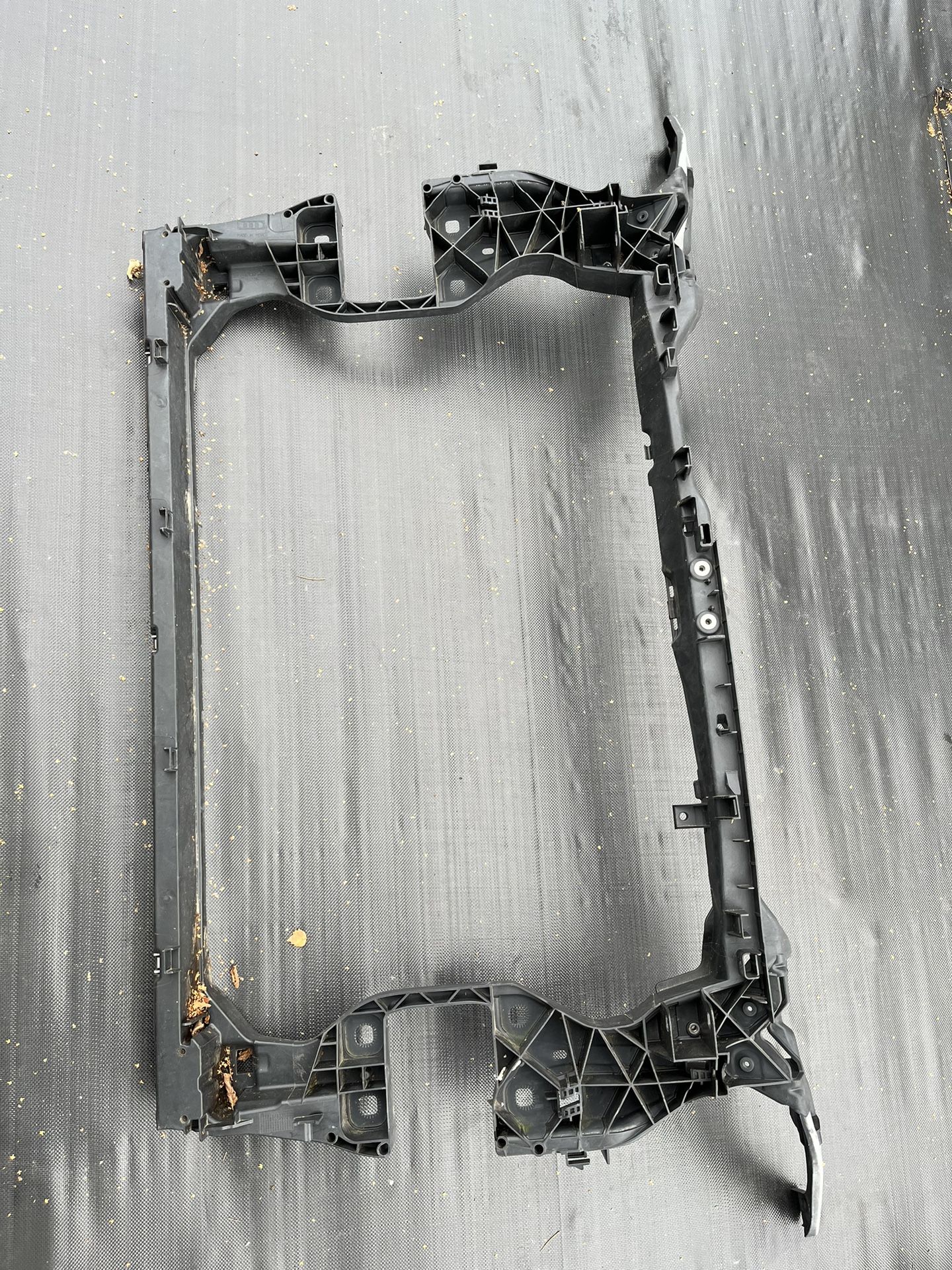 2018-2023 Audi Q5 Radiator Core Support OEM
