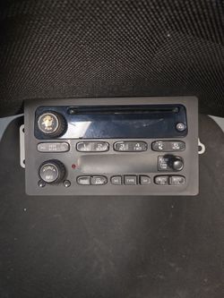 Chevy trailblazer 2005 radio/ c d player