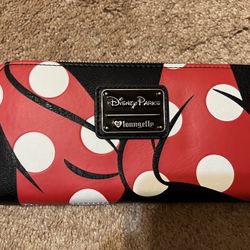 Disney Wallet