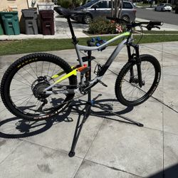 2018 Giant Trance 2  – Upgraded (Lyrik, XT, Hope Pro 4, PNW Dropper) – Fresh Service