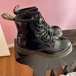 Girls Doc Martens Size 10 $25