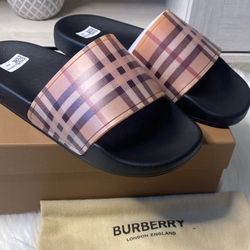 Burberry Mens slides Size 10&11 