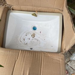 Virtu Sink Brand New