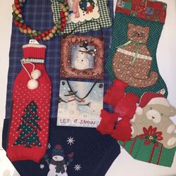 Vintage Christmas -includes :2 pot holders, cat stocking, 6 cookie cutters, 2 hanging ceramic photos , bottle cover & festival wreath & table runner