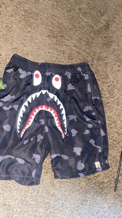 bape shorts L