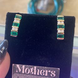 MOTHERS DAY 💕💐 14k GOLD DIAMOND AND EMERALD EARRINGS $45 DOWN TAKE TODAY