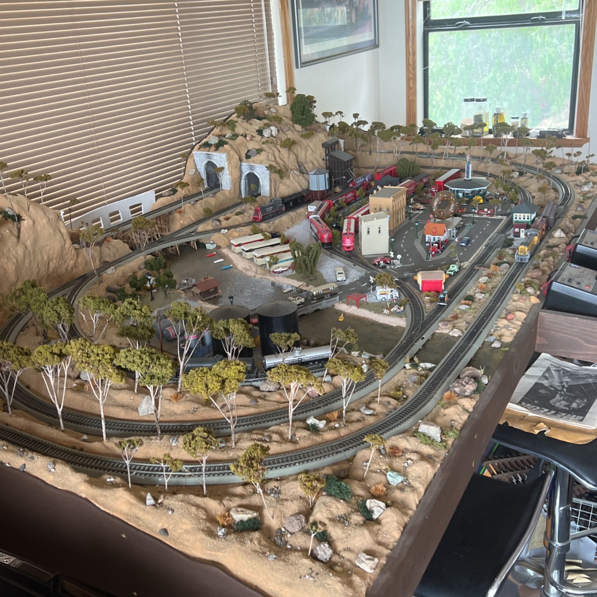 HO Train Layout