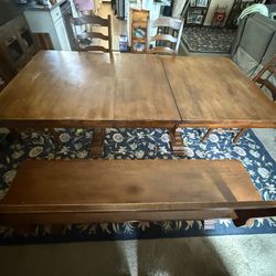 100 Percent Oak Dinning Room Table